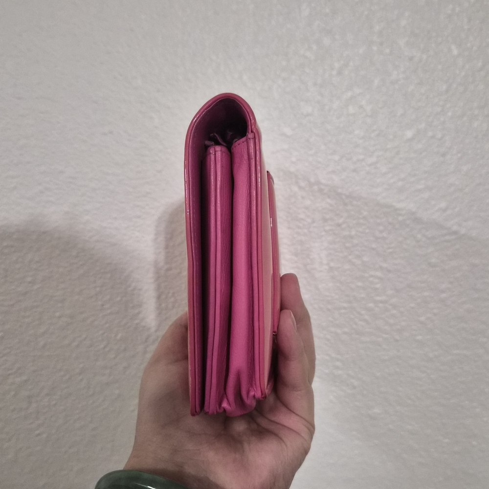 Chanel Patent Pink Wallet On Chain - Picture 5 of 14